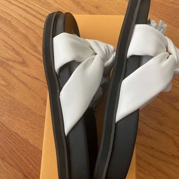 CHASE AND CHLOE Camille Slide Sandal Women 7 WHITE  Puffy Knot 2-2.25 Platform - Picture 6 of 7